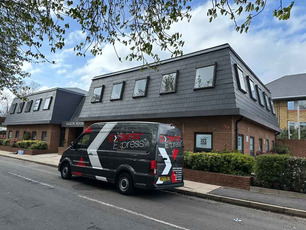 ee_van2